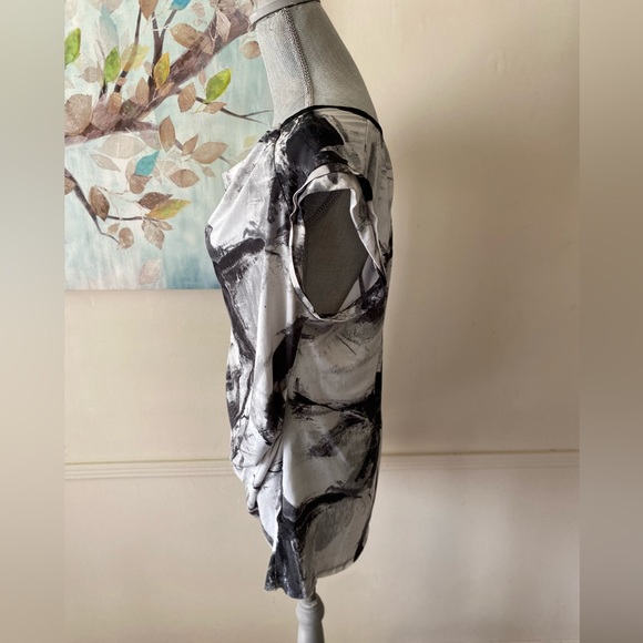 SIMPLY VERA - VERA WANG TOP SIZE EXTRA LARGE 🌟EUC🌟 - Picture 2 of 11